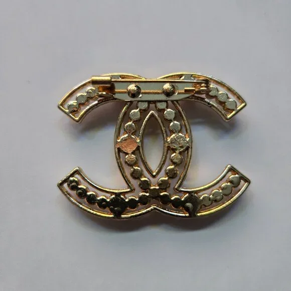 CC Brooch - Picture 2 of 2